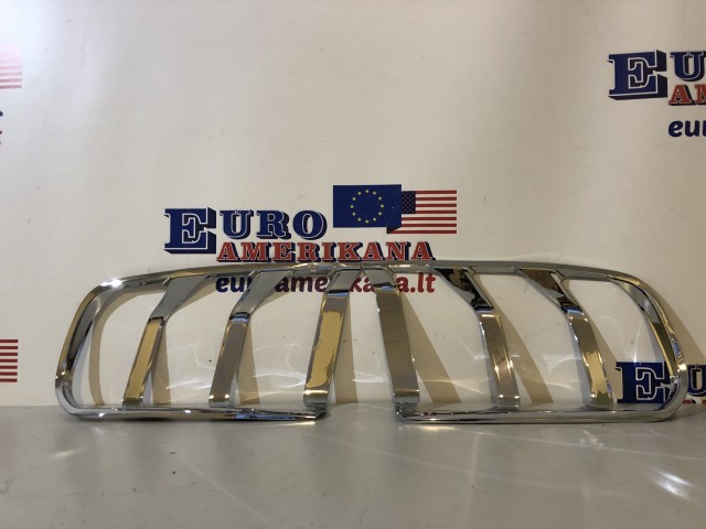 Tail Light Bezel Covers Set
